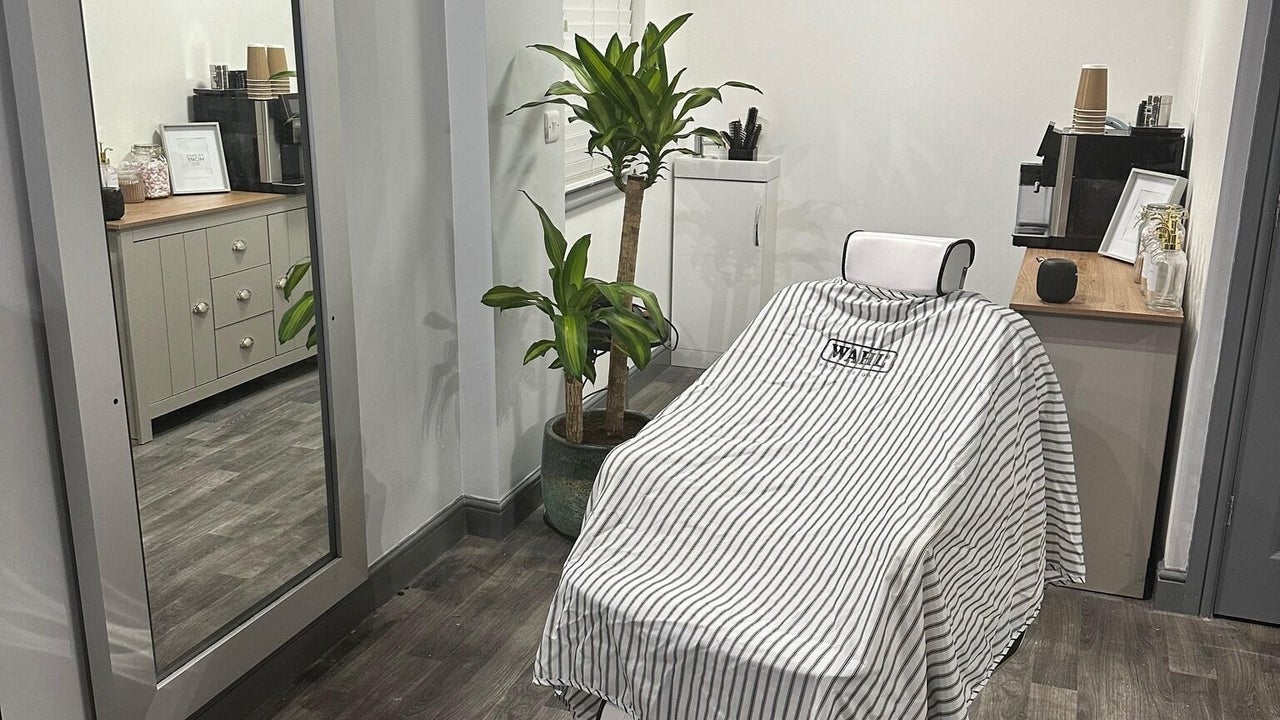 a670a26a-5093-4adb-a583-a76ff50756ca-theskinnedlid-gb-england-huddersfield-denbydale-fresha-1733549