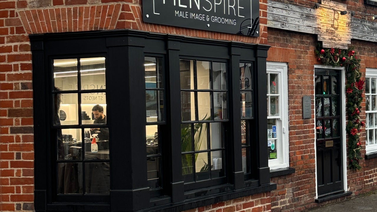 a6a6c281-08a8-4390-970b-d86c1b48b177-menspirestneots-gb-england-marketsquare-fresha-4337984