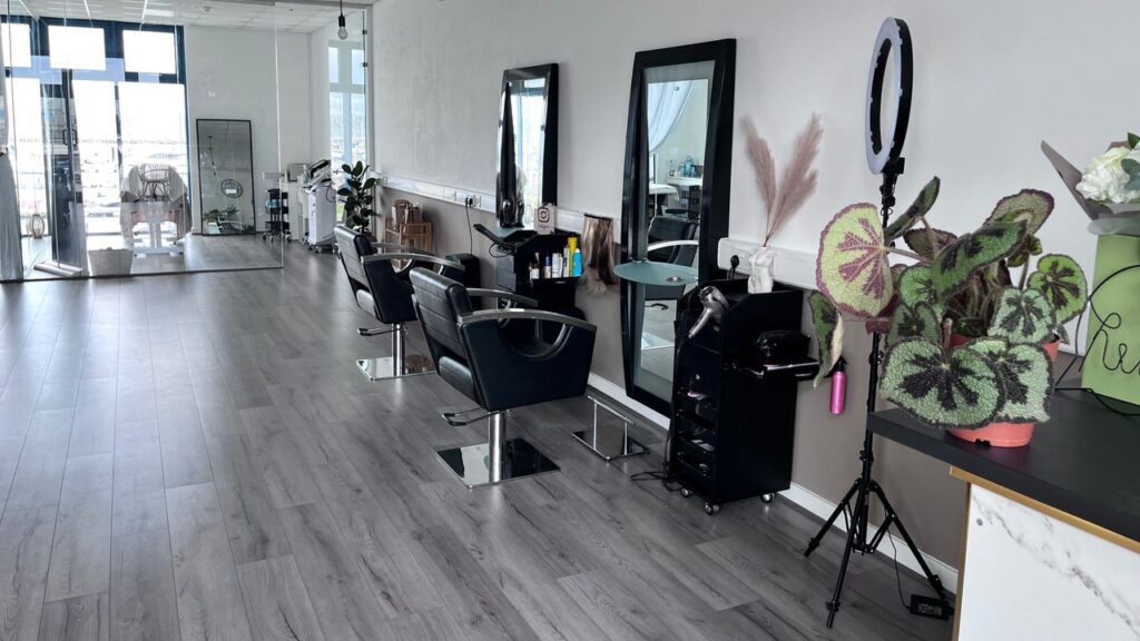 a78ed6e7-2f36-4d6f-a0b0-2f72f1eb602a-7761540