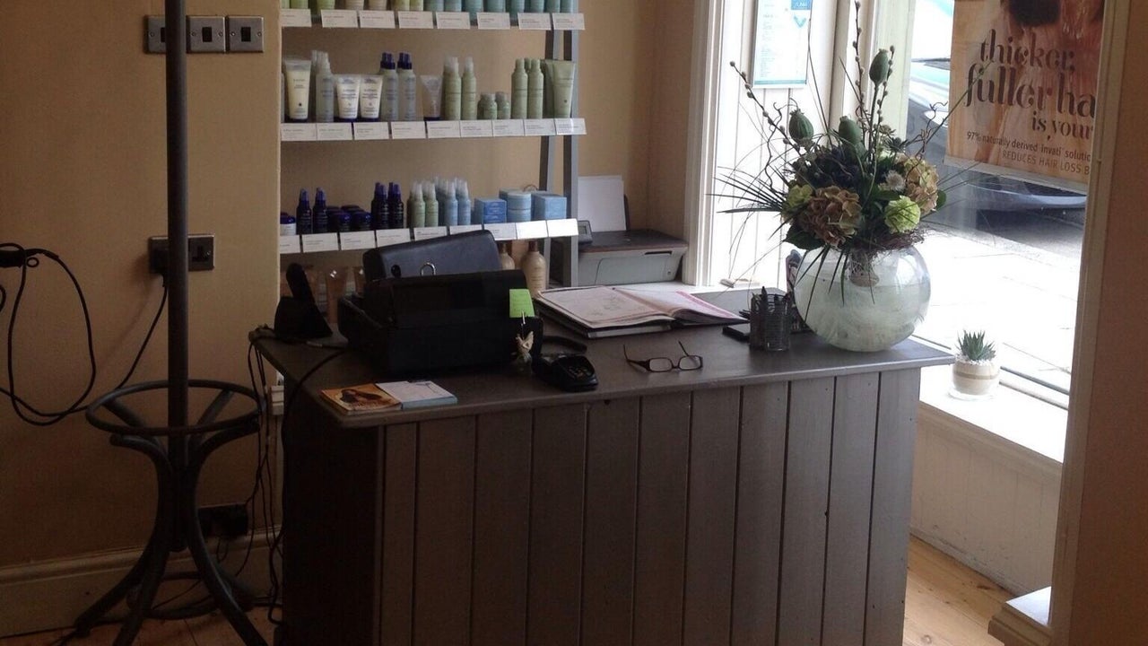 a7bb285f-09c3-4dea-92a5-be25ac6a8457-sumahairdressing-gb-england-durham-fresha-5384241