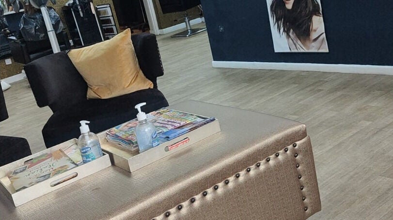 a7ddcb11-f2d9-476d-8ea5-8ef00022ba71-bentleybrowncouturehairbeauty-gb-wales-ystradgynlais-fresha-5467497