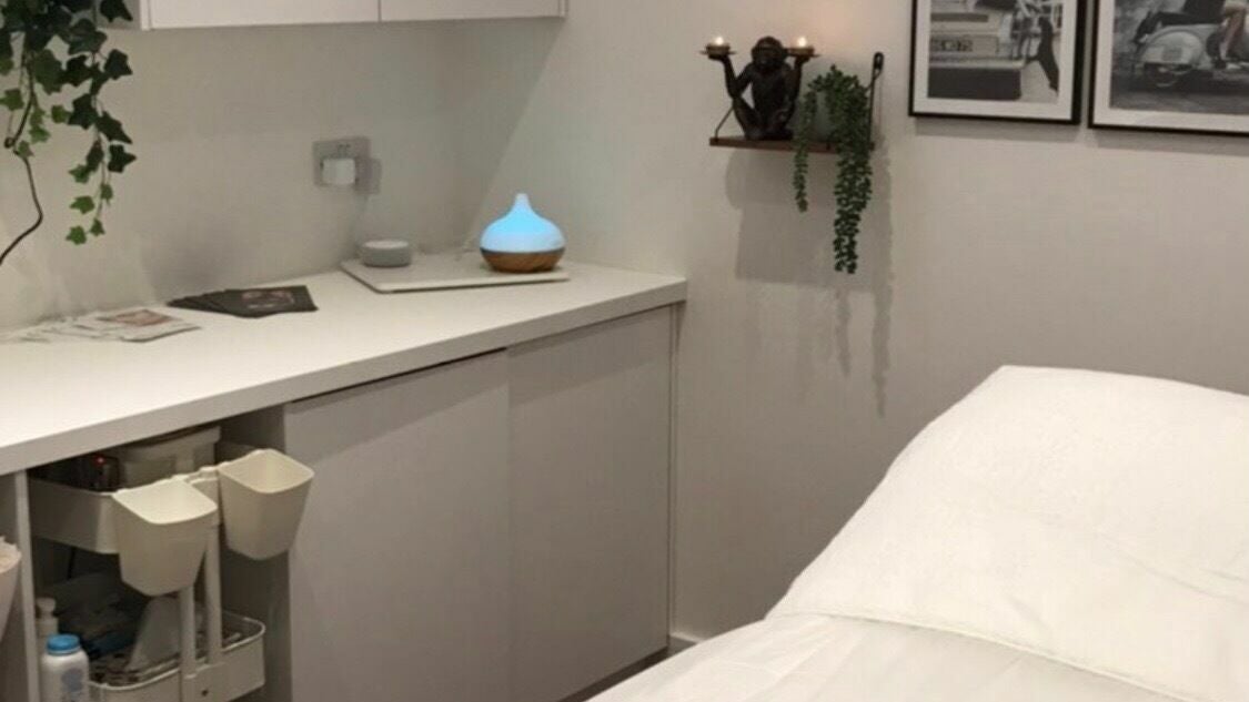 a8702d31-2b46-4b7c-a426-d75d51fa34dd-7498092