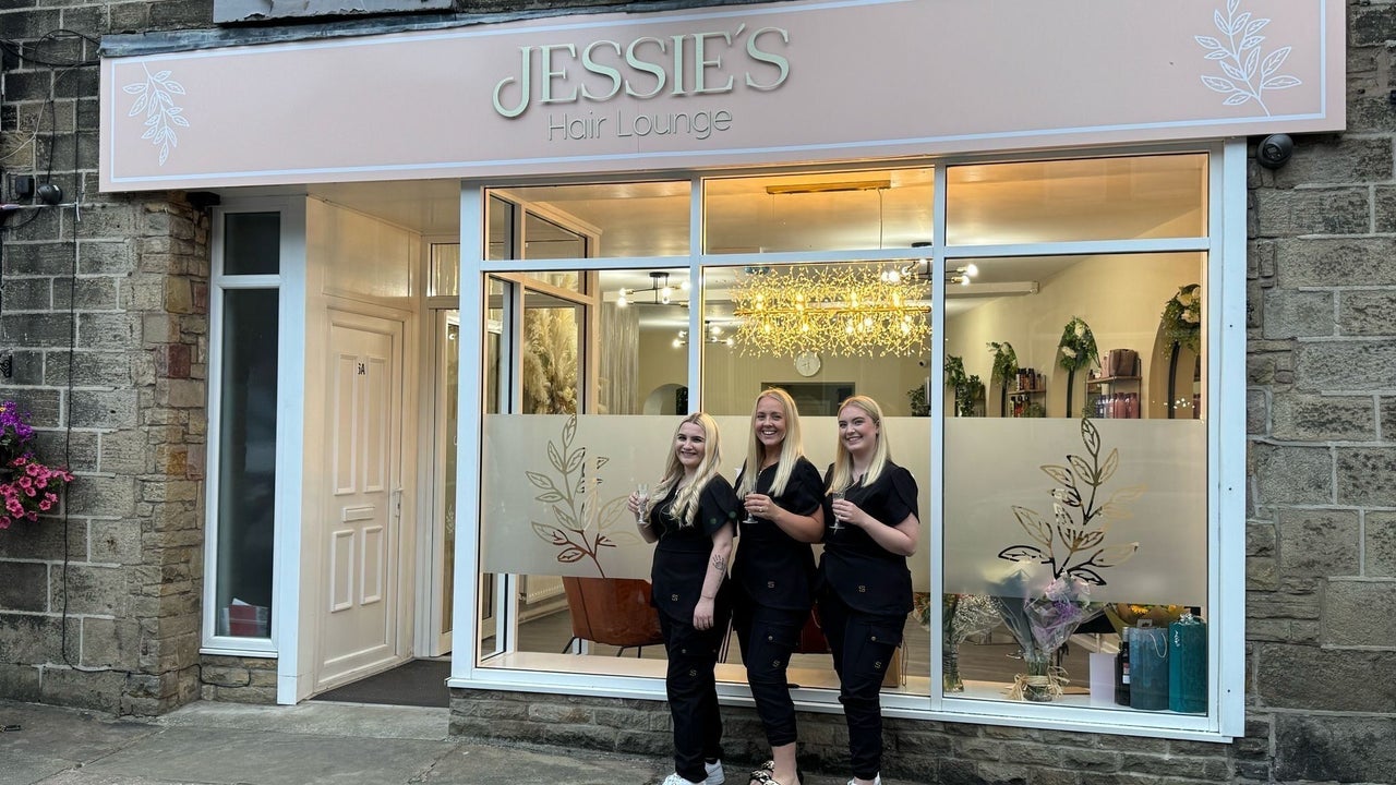 a88033b6-0c80-4742-8e88-e731e91e5ba1-jessieshairlounge-gb-england-whaleybridge-fresha-2254340