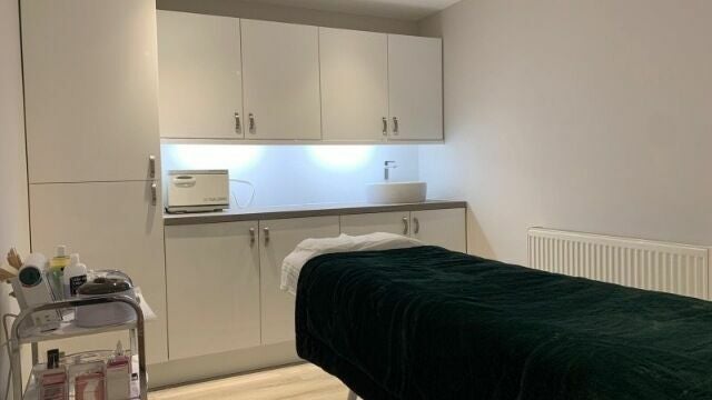 a989ed23-4751-4637-be42-7f10938d527a-8947560