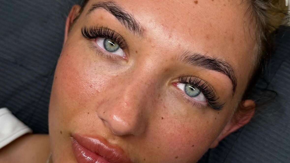 a9bc7810-a8a2-427d-b2c7-fb0afba14be6-kmlashes-gb-england-burystedmunds-westrow-fresha-3421296