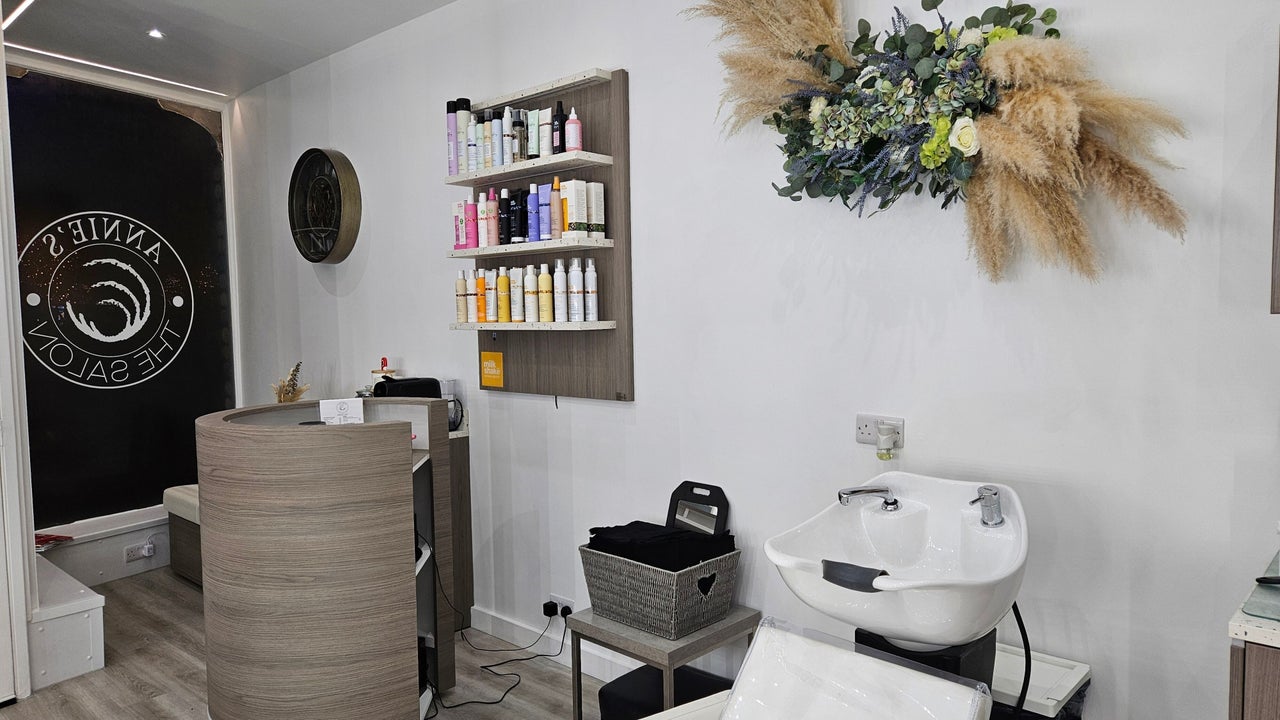 aa2ea79c-f99e-4335-a649-70be567e3afc-anniesthesalon-gb-england-dawlish-fresha-2989815