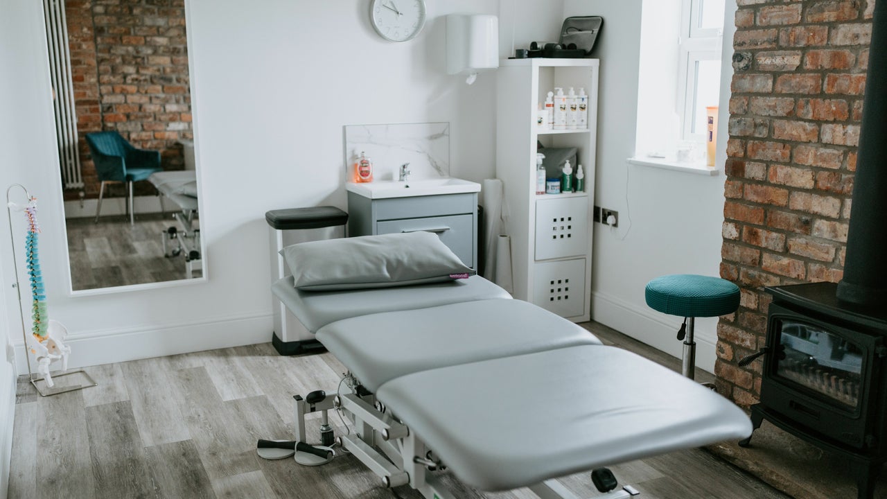 ab748b02-3ae3-4940-9854-d43222fed135-bodyworksosteopathy-gb-england-lincoln-eaglebarnsdale-fresha-2024573