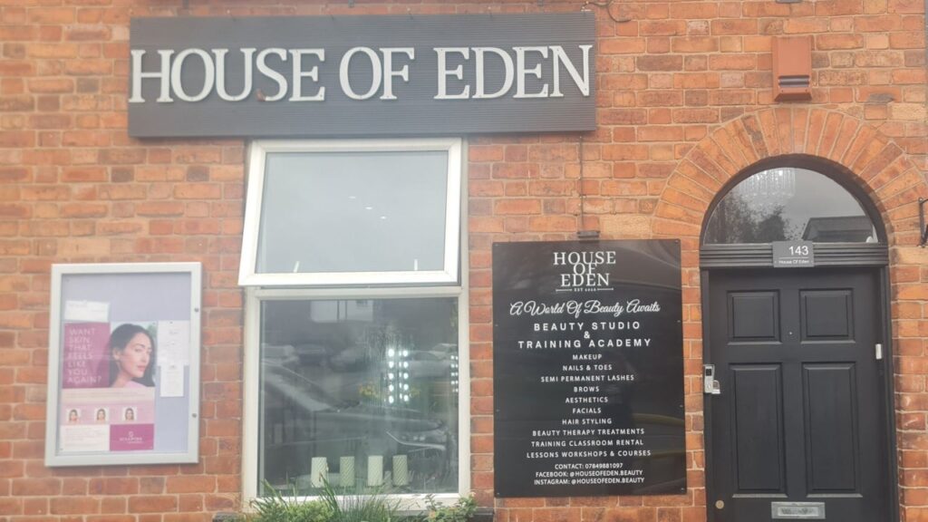 ad480f85-2545-4ca6-8638-cf75de06c572-vickilouisehairhouseofeden-gb-england-newton-le-willows-fresha-6461969