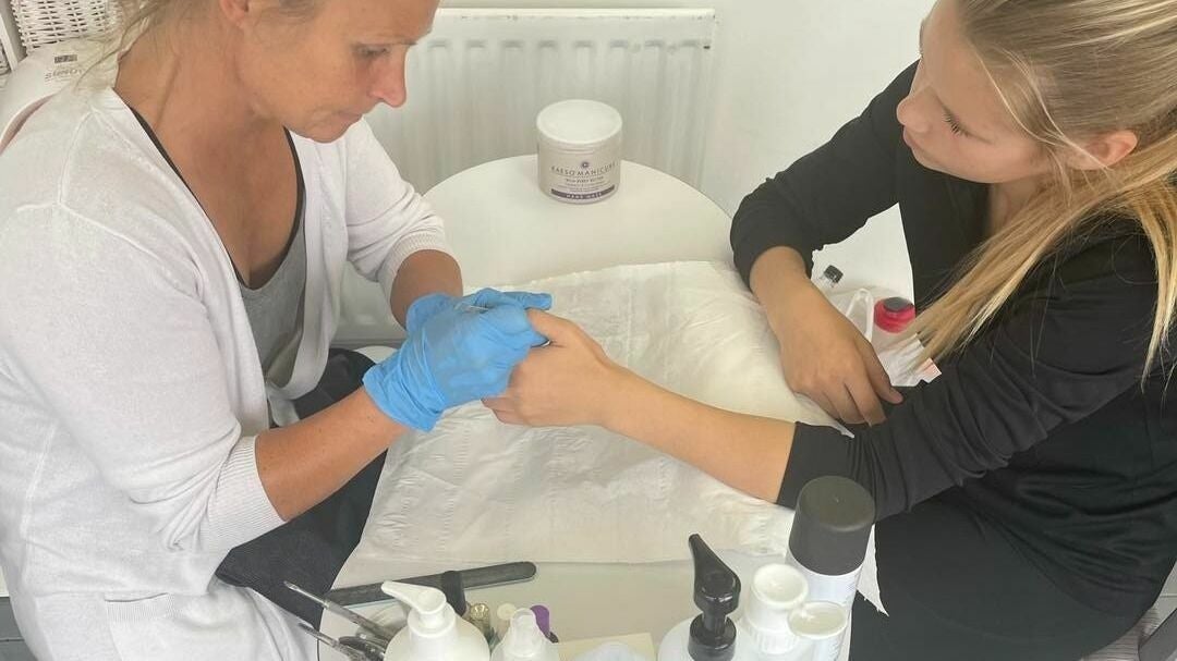 ad5014d0-e3b0-44a9-b4c4-ac19e16e8ef7-revivehairandbeauty-gb-england-westcliff-on-sea-southend-on-sea-fresha-8437832