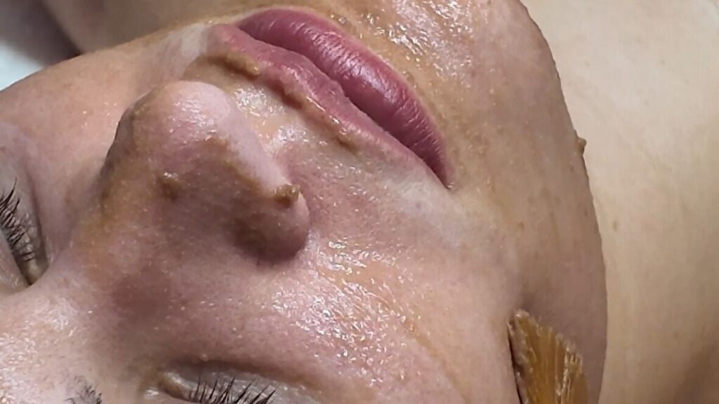 ad6904bf-5378-4488-a5dd-bfbfdb3080dc-signatureskin-gb-england-taverham-fresha-7133472