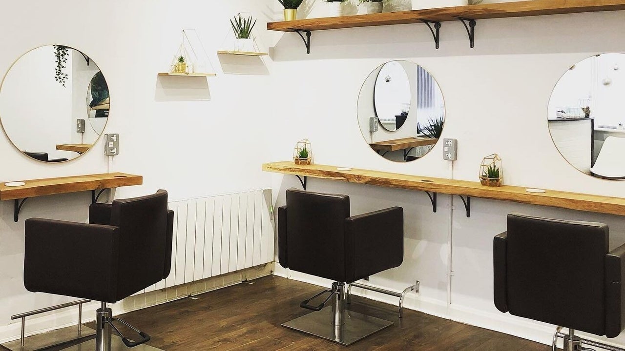 ad8f0c01-db97-4efa-86eb-07779737ef19-tealhairdesign-gb-england-hull-fresha-6996872