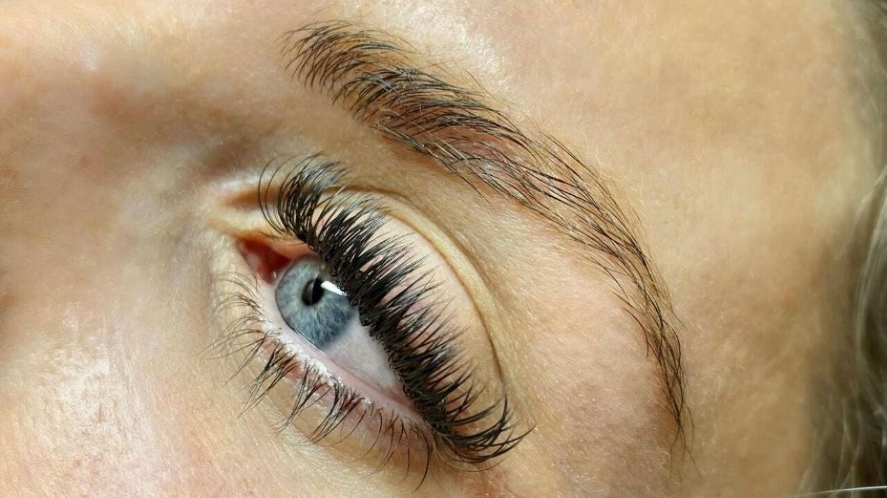 ad921b7d-4cd0-4a61-b1ab-e3bfcfbabdac-luxelashartistry-gb-england-royalleamingtonspa-fresha-8712261