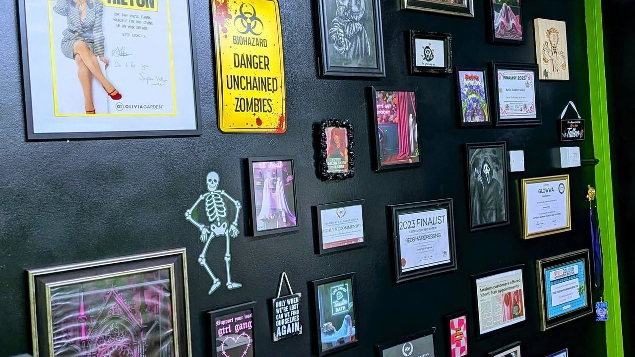 ae179974-e96e-4ff7-8517-a822d43bde45-redshairdressing-gb-england-swindon-fresha-5363901