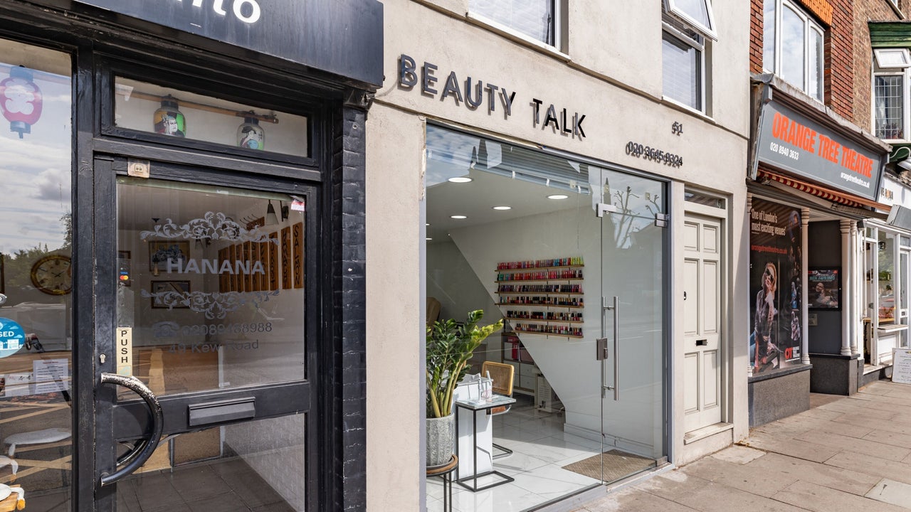 ae1e2684-4359-40b4-b7a1-68c25e57e9b5-beautytalk-gb-england-richmond-fresha-1241837