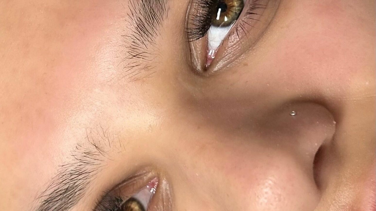 ae2dd554-caa5-482e-a6a8-7c37f134d190-beautybychloehussey-gb-england-crawley-fresha-2764395