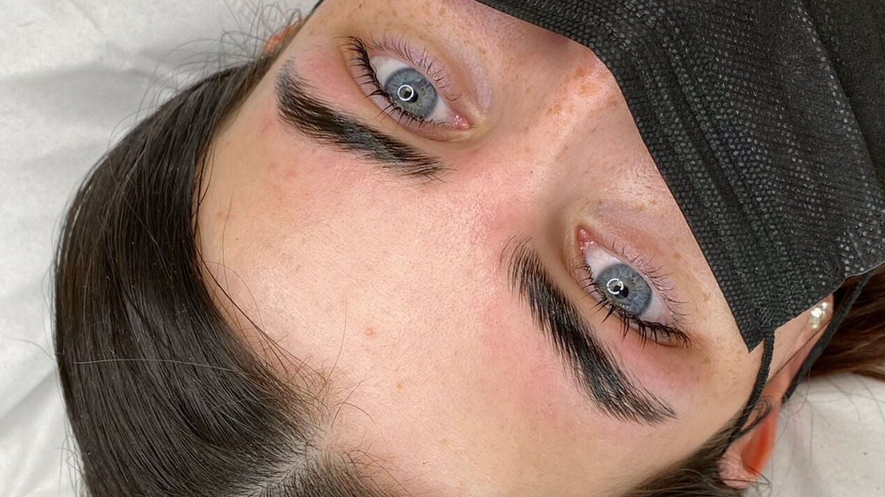 b0523620-e69a-43fb-9f91-6719bce70d81-naturaliselashbrowstudio-gb-england-addlestone-newhaw-fresha-8804679