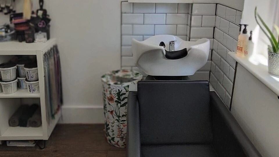 b087a3b7-6908-418c-a946-750287cf8005-hairathampton-gb-england-churchcrookham-fresha-7095999