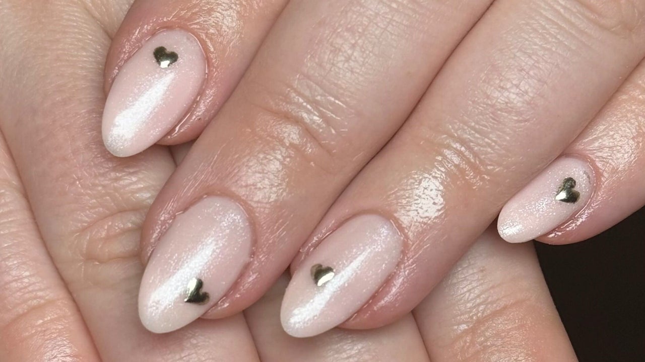 b1b4a658-0d2e-4f62-b21c-0455e9ad5b1c-rosellicosmetologist-gb-england-cheltenham-fresha-7402072