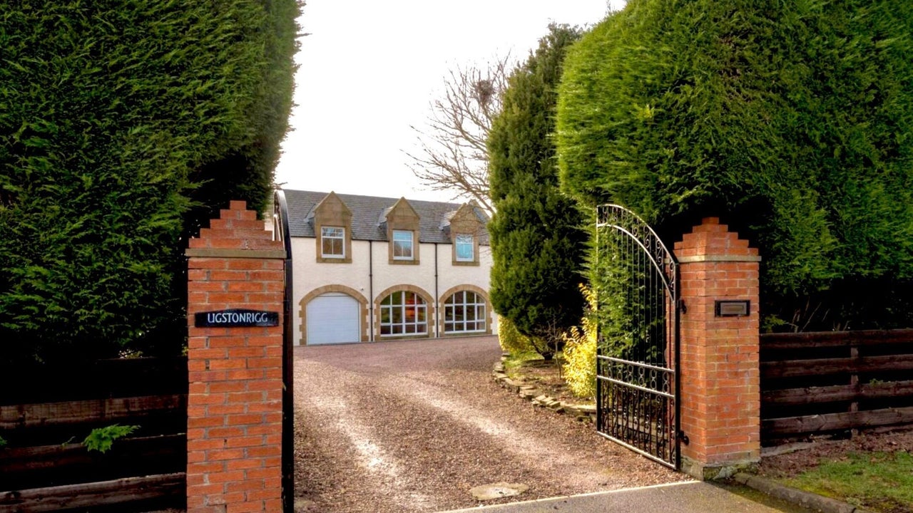 b1eb9a27-3ce8-4ff3-a374-56a69c737d3a-carynfoweradvancedskintherapy-gb-scotland-macmerry-fresha-5734306