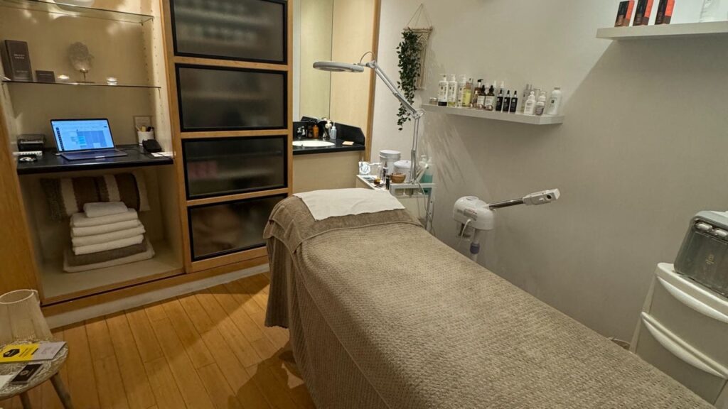 b30adf58-d80a-443d-9beb-03682403a433-theskinandbeautyco-gb-england-brightonandhove-brightonmarina-fresha-4301054