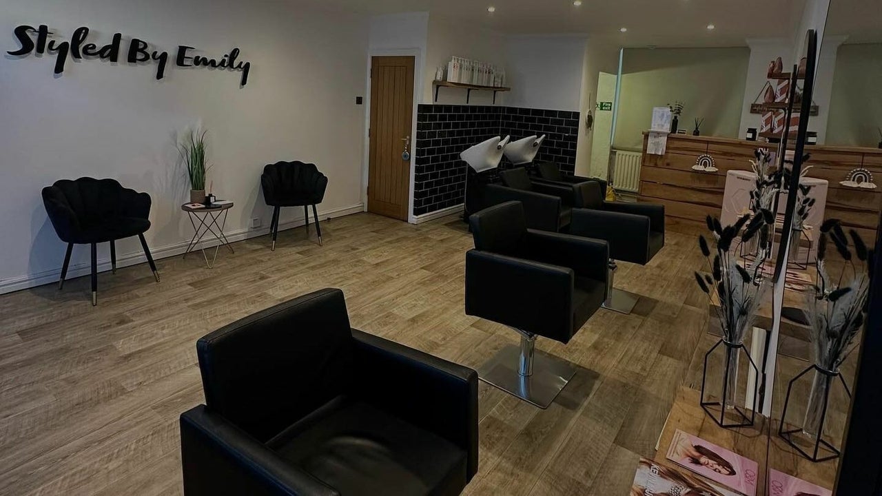 b3990e69-db84-442f-b4f6-7c09fb45187a-styledbyemilyltd-gb-england-darwen-fresha-7154381