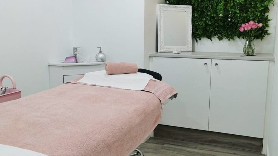 b3b7476c-01cc-4624-b9f3-b718bd854a50-edenbeautyhouse-gb-england-ipswich-fresha-5717270