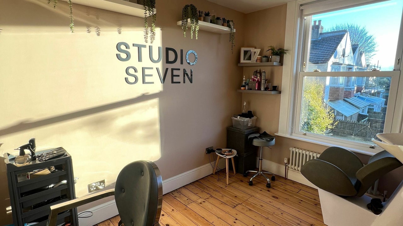 b46faef2-acd6-4a0f-aee4-8adb627182a8-studioseven-gb-england-hove-fresha-3585499