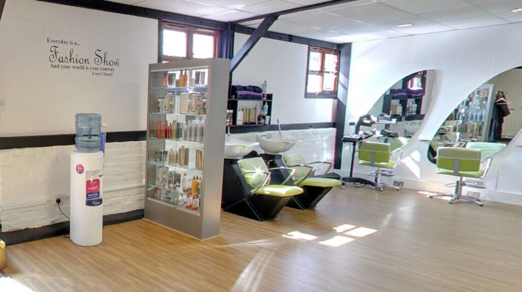 b4c2a4bf-3b2d-4f25-b06b-5cef79b74788-thehairandbeautybarn-gb-england-reading-fresha-8979729