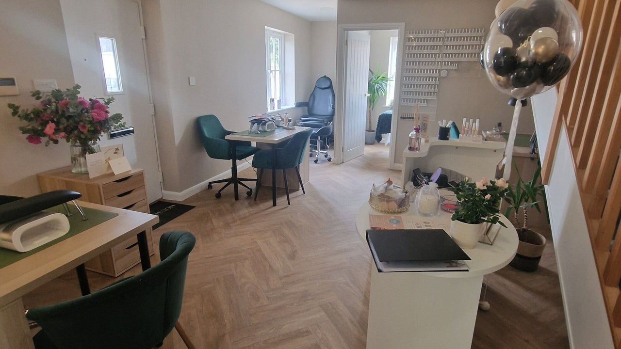 b4d8627c-65cd-47b9-a877-5beada223272-dolledupframlingham-gb-england-framlingham-fresha-3275662