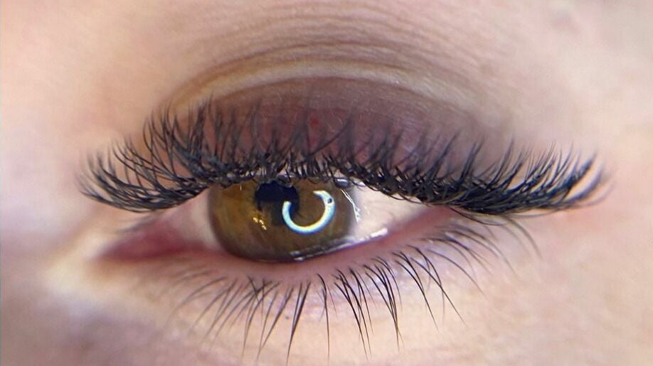 b53a66ee-1504-49f7-8660-17c83199db36-leahhaegerlashartist-gb-england-southampton-botley-fresha-3820328