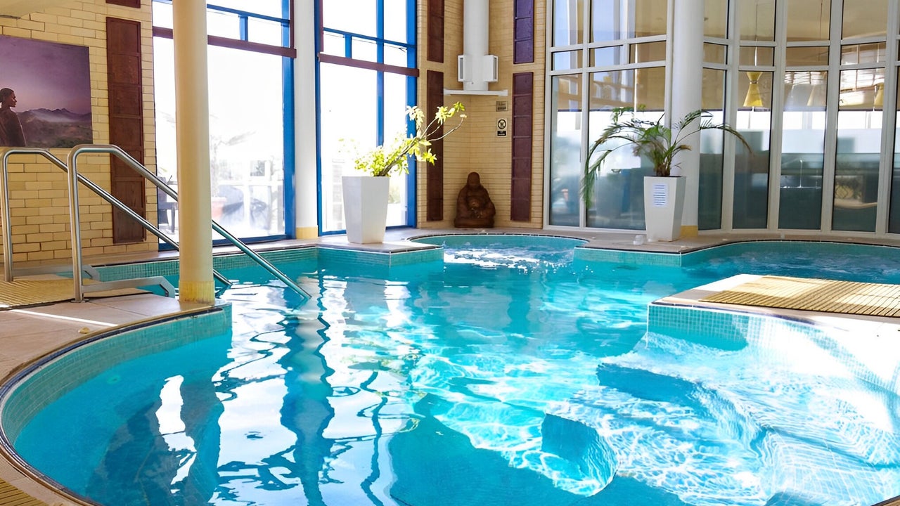 b5aa8332-81e6-4d53-9cd1-3c87eff12efe-massagemeritspaathavenhotelsandbanks-gb-england-poole-sandbanks-fresha-8129703