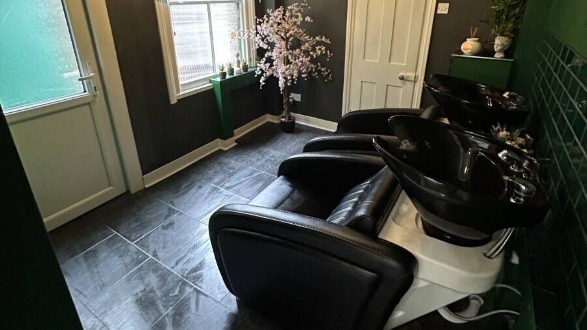 b5f25b4e-2943-4ef1-9358-880d057a96f8-hairstation26-gb-england-rainham-fresha-3100980