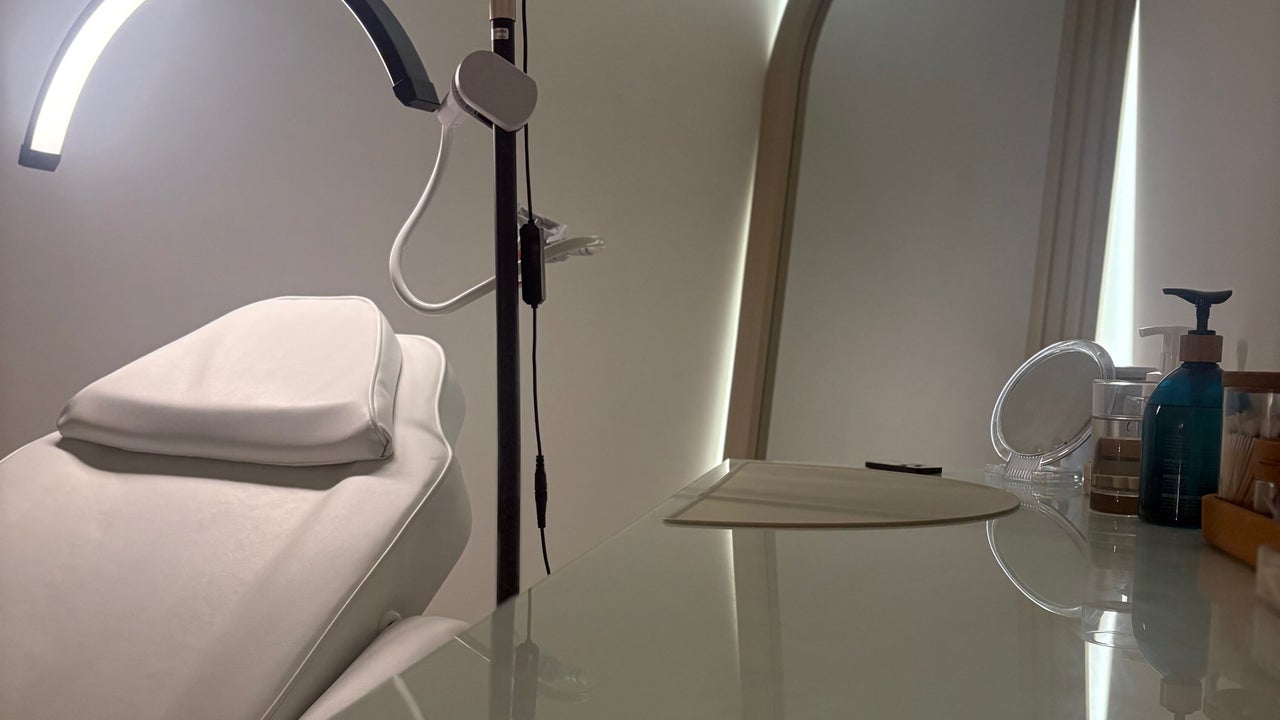 b603cf60-599c-40c5-915a-1ec7ace34246-lparisbeauty-gb-england-earlshilton-leicestershire-fresha-7976572