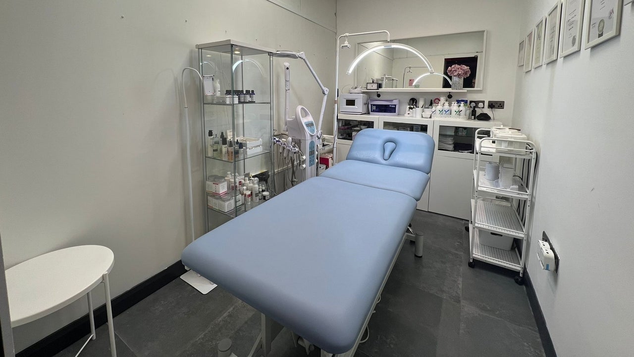 b618506d-ccdc-48d8-8a3a-85a60adbd1fb-slsbeautyclinicandtanning-gb-england-chesham-fresha-1932469