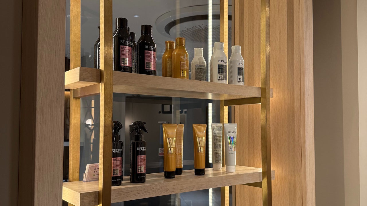 b68bc573-54e0-4401-b112-cbe99ee61d84-glazedbyjc-gb-england-mottram-fresha-6702587