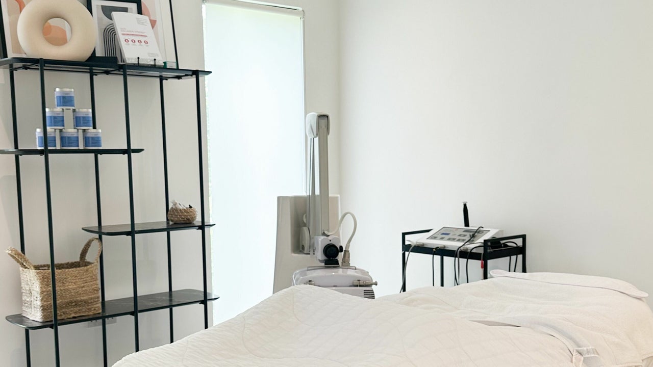 b6923ed5-7dc5-46c1-b51d-12a3d8a3860e-thefacetonic-gb-england-dunmow-phariseegreen-fresha-5383612