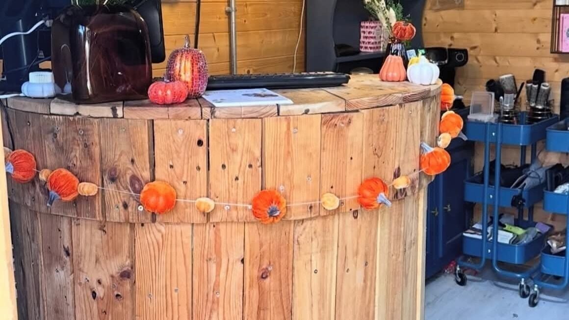 b6bf4add-c0e7-4a13-a606-64e12a2dbb20-aimezvous-gb-england-markstey-fresha-5861417