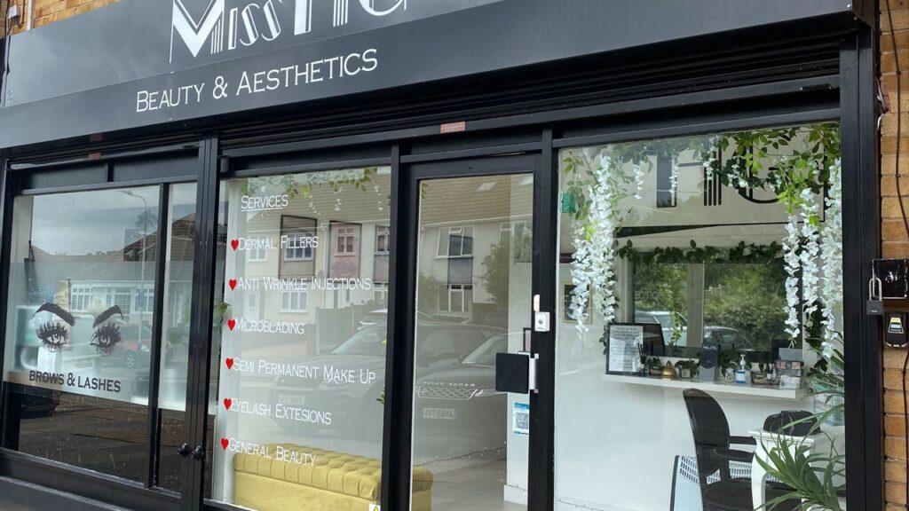 b76fa6db-873f-4a8d-8b3d-c6b2d8eb7f5e-1161587