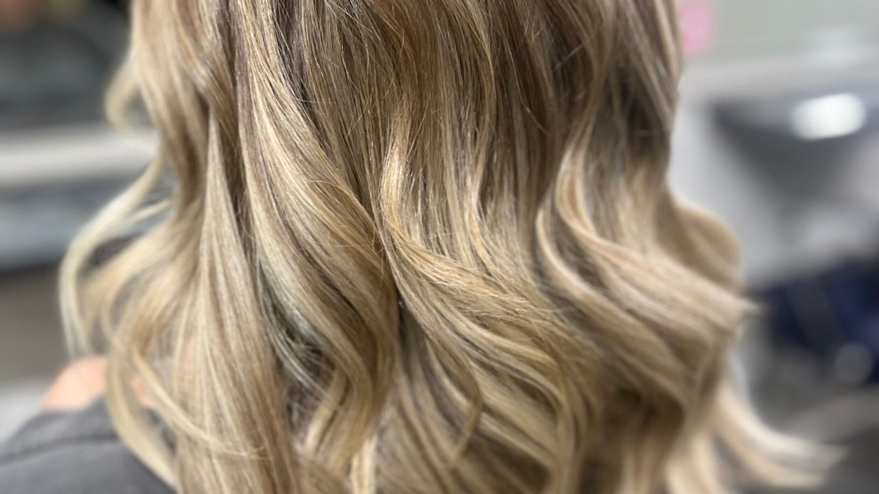 b8456fe9-3678-4a0f-b95d-306b8f025eb4-covehairbeautywellness-gb-england-padstow-fresha-1983929