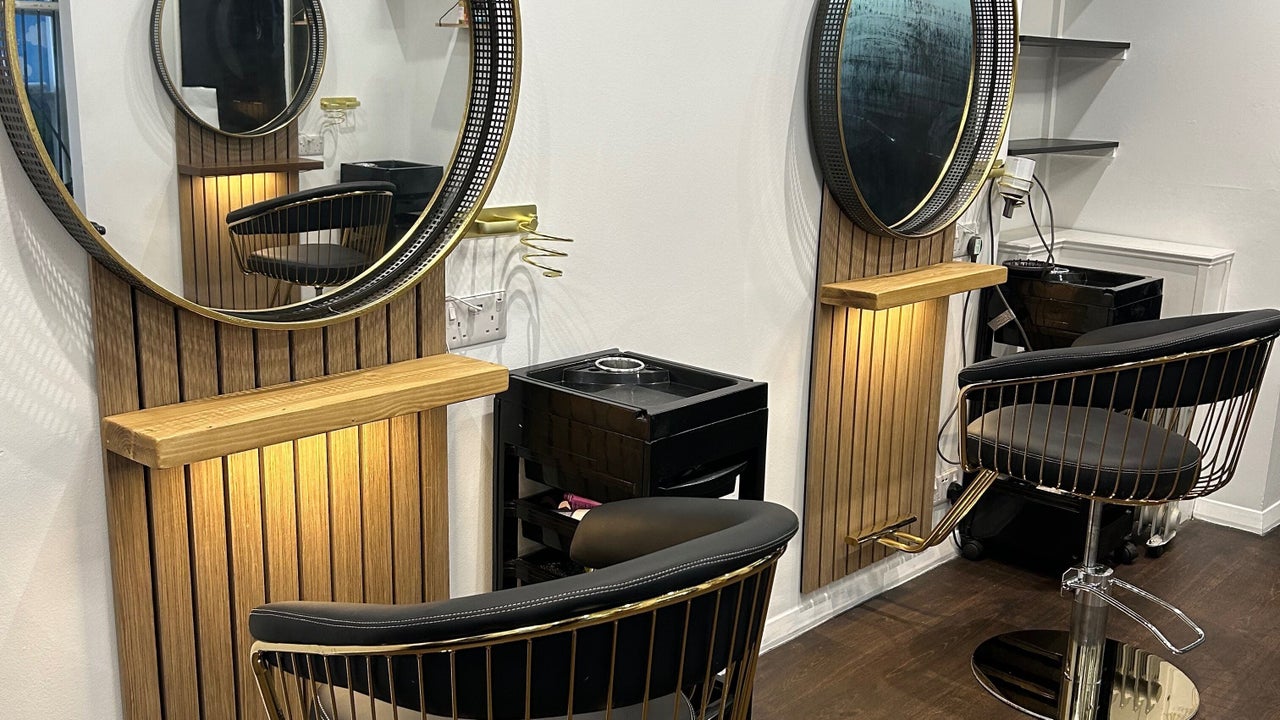 b8d5123e-dfb0-4bf8-80d2-4b953740bd6d-strandssalonnewportpagnell-jen-gb-england-newportpagnell-stjohnsstreet-fresha-1649331