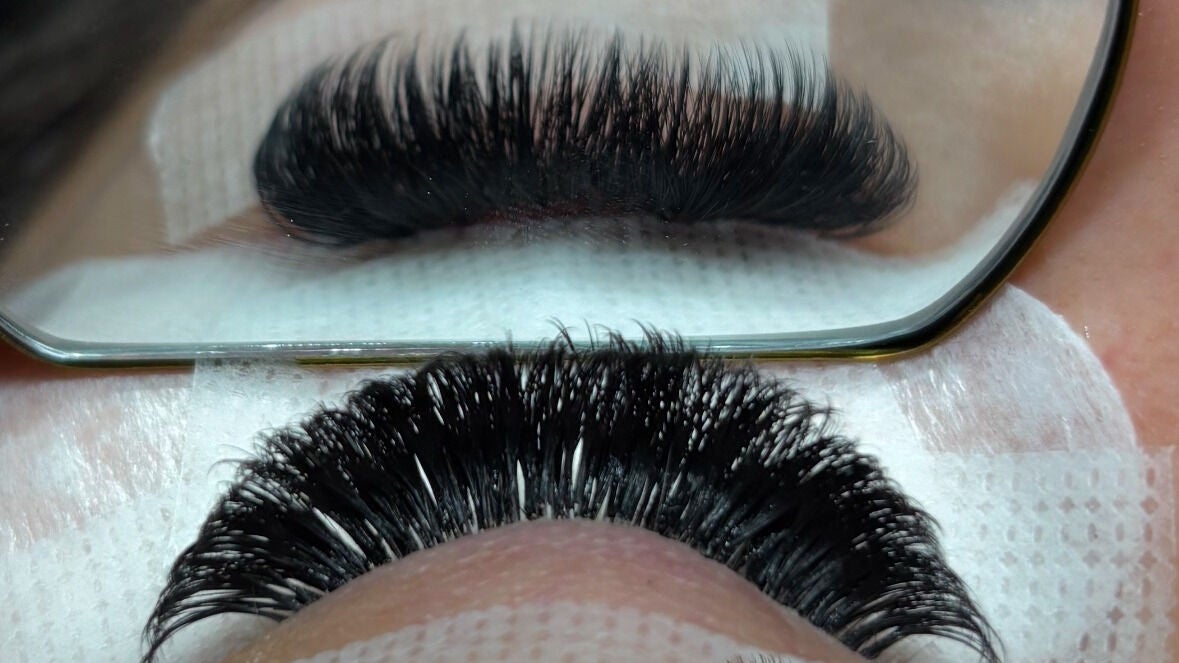 b8fa5be1-b225-4c7a-9426-be1bbc9013c4-lashedbycaitlyn-gb-england-chelmsford-fresha-3230231