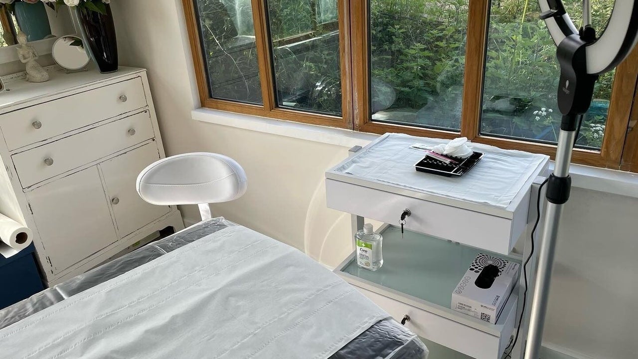 b94b2c38-2471-4c9a-a6d6-99015711b32e-rachaellocopermanentmakeup-paramedicaltattooing-finelinetattoo-salineremoval-scarstretchmarkimprovement-gb-england-dorchester-fresha-2386533