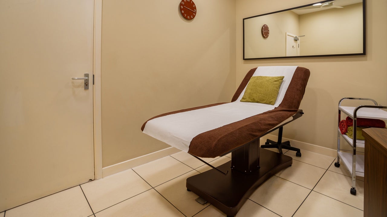 b9a8b35c-1f4f-4f7c-bd96-1b2a56e71335-vidahairbeautyilford-gb-england-ilford-fresha-7254250