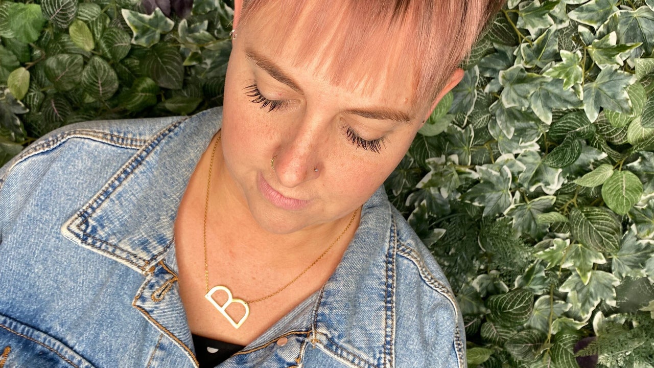 b9c16759-5446-4d70-bac1-2e1645de9f86-fringe-gb-england-rugby-fresha-6692447