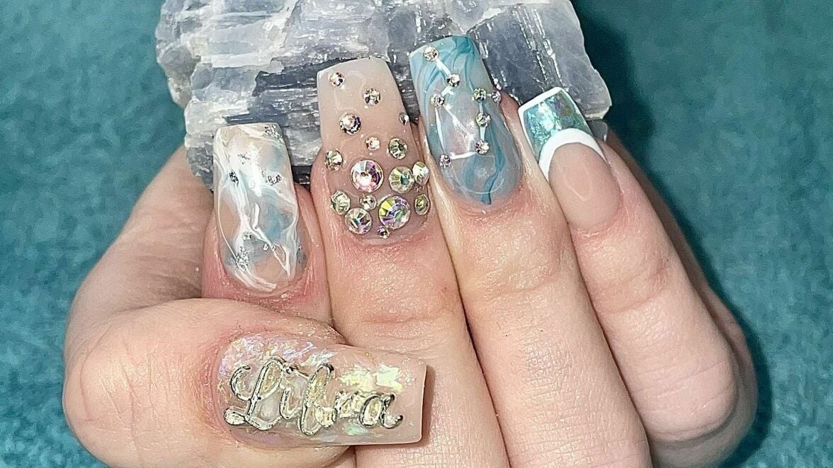 b9f54a0f-7949-47cb-96c3-ba7e7d65b0f9-1104468