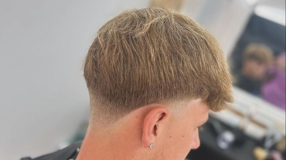 bad54046-f7b6-4a20-9d2b-d035df5c3276-vividmobilebarbers-gb-england-folkestone-fresha-5220173