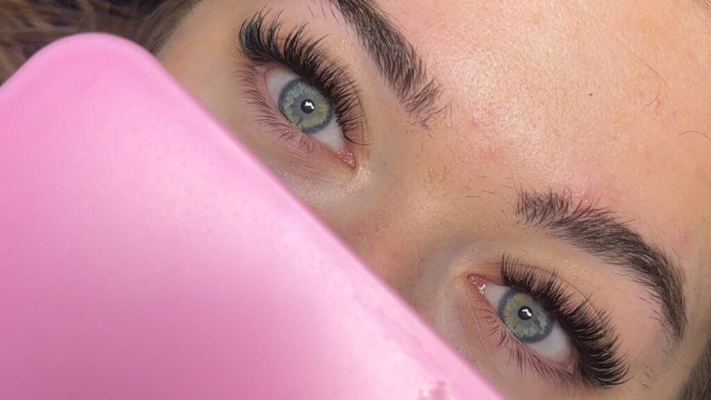 bb4caa3e-ccd2-48c9-9e44-9ace5723759f-thehotgirllashline-gb-england-edgbastonbirmingham-fresha-5115340