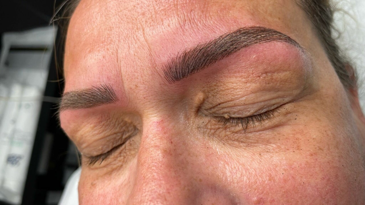 bcefa858-b3ed-4e27-821e-964cf468b1b7-zakuartistrystudios-epsom-gb-england-epsom-fresha-2919250