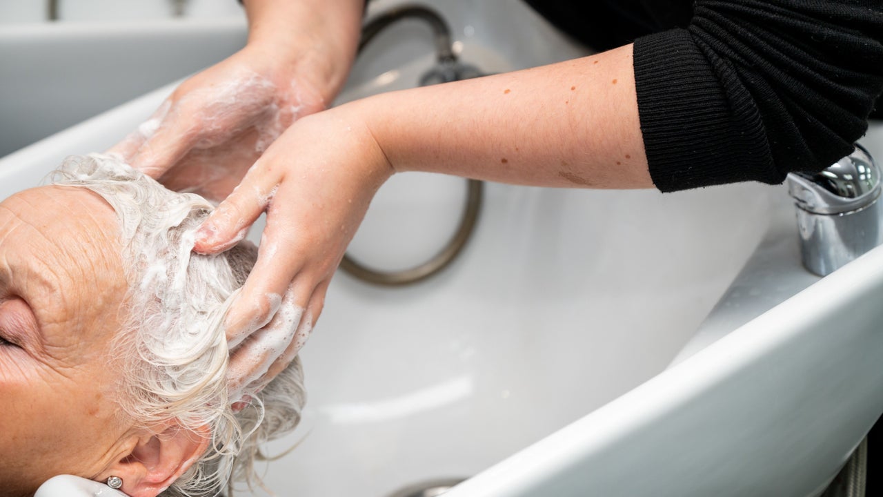 bd0555cc-6239-41bc-8816-6f95dc08b387-caragibbshairdressing-gb-england-sale-fresha-8885153