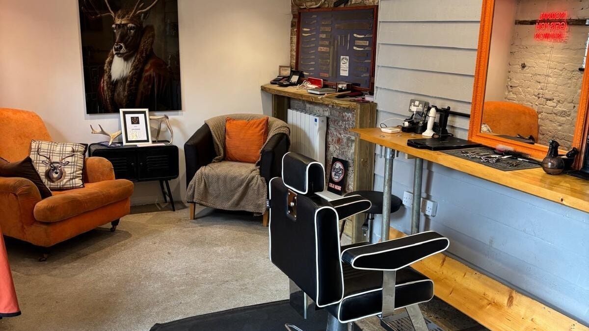 bd24dc06-0e28-45cc-bb0e-73d4bfdedcb0-thebeardedstagbarbershop-gb-england-saxmundham-fresha-3196225
